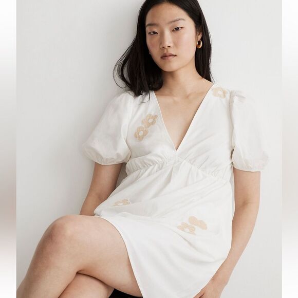 Madewell NWT Annamarie Mini Dress Size 4 with Floral Appliqués - Picture 2 of 9